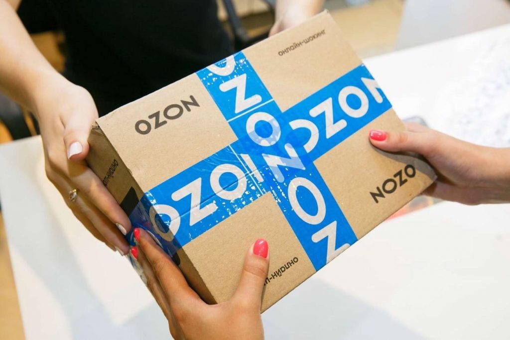 Как работают пункты выдачи Озон в новогодние праздники 2025
