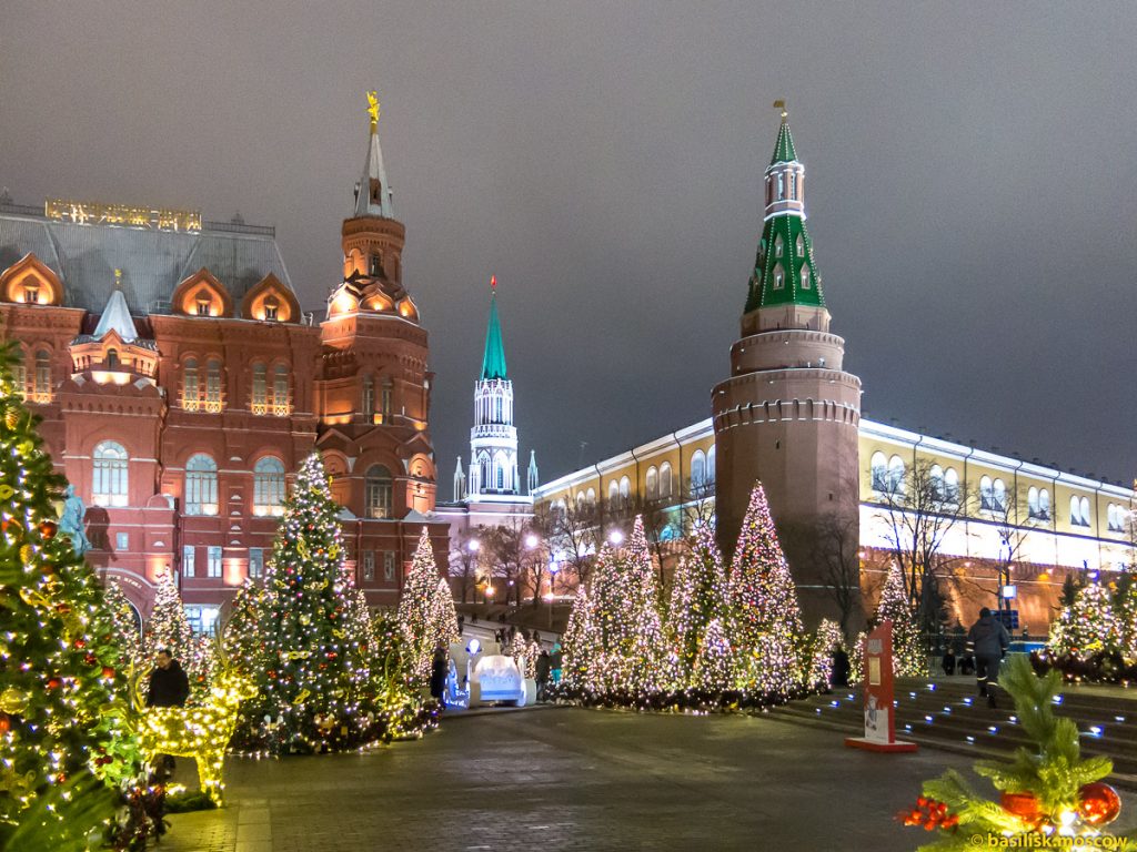 Новогодняя Москва 2025 - фото самых красивых мест